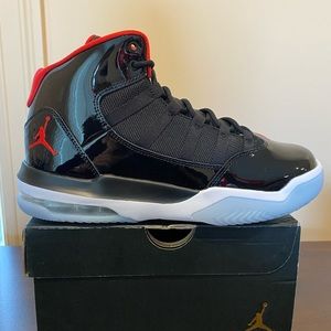 New with box Jordan Max Aura GS Bred CT1504-001